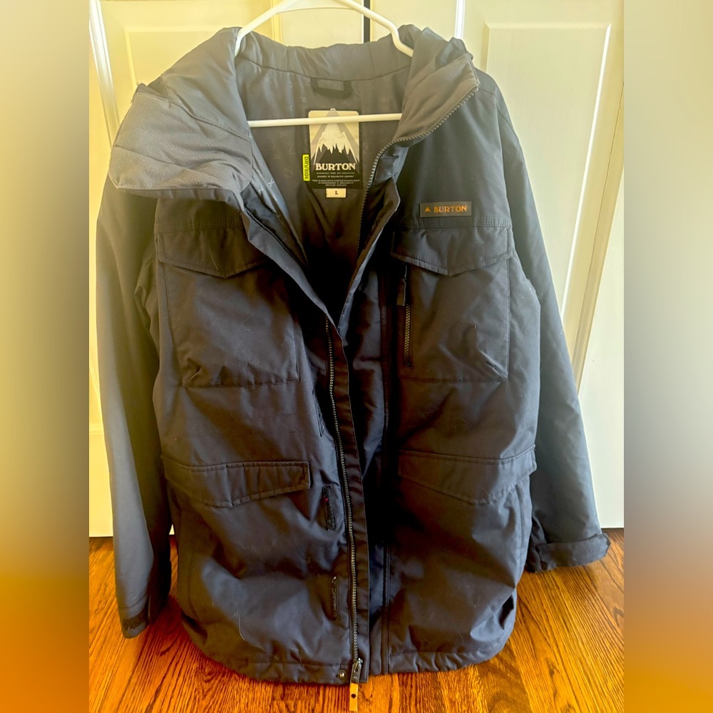 Men’s large black Burton ski/snowboard coat.